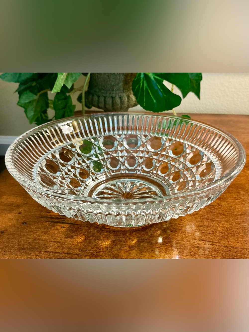 Federal Glass Company Windsor Pattern 7.5”D
